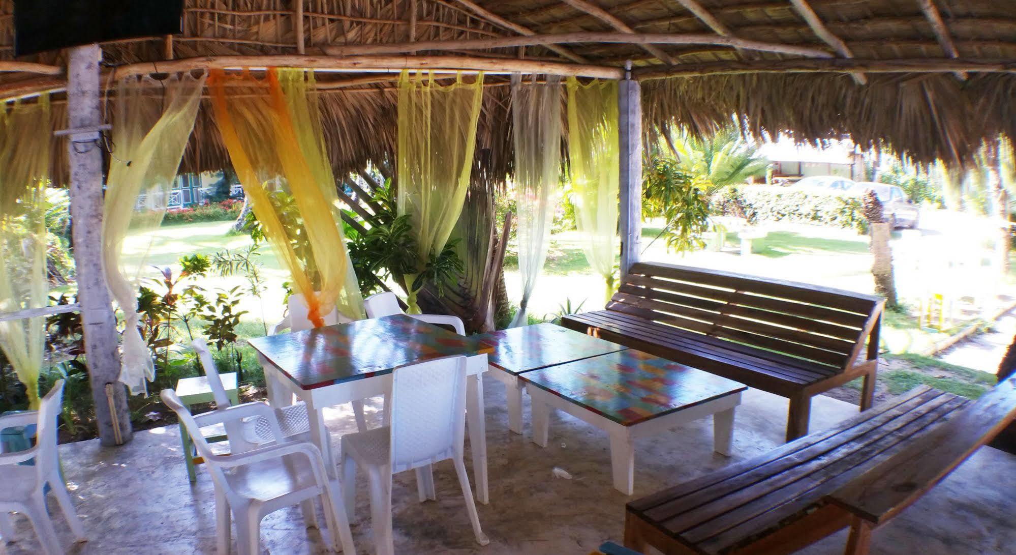 Hotel Los Pinos Las Terrenas Eksteriør bilde